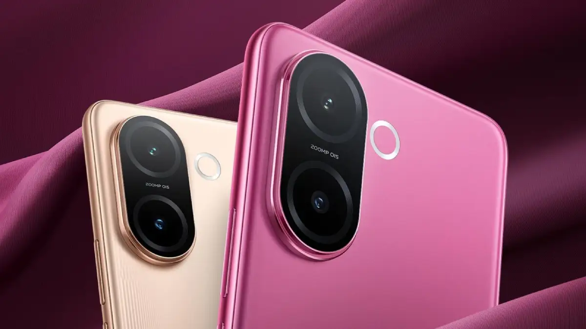 Mystery Flagship Alert! Upcoming Smartphone Tipped to Feature 100MP Selfie and Dual 200MP Rear Cameras